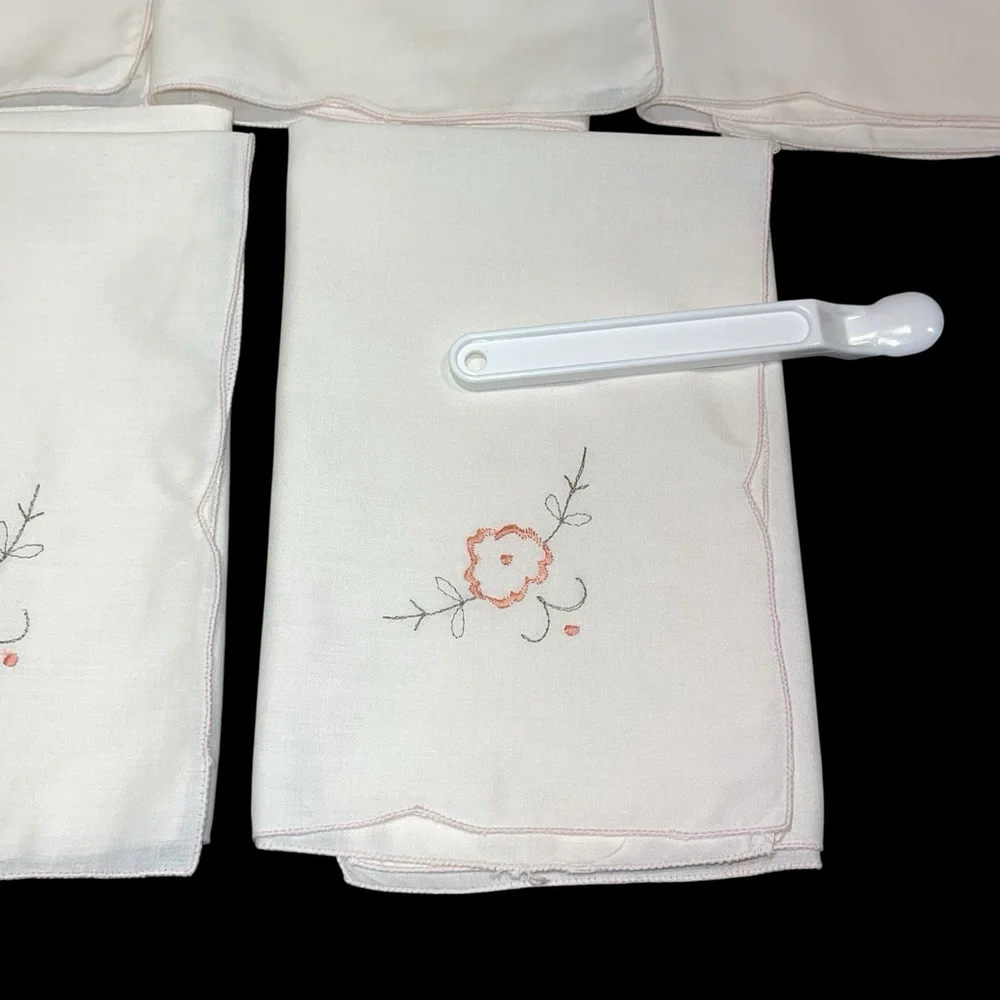 Vtg Set of 10 Embroidered Square Linen Table Napkins Light Pink Shabby Chic READ
